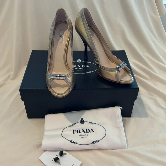 Prada Heels - Picture 10 of 13
